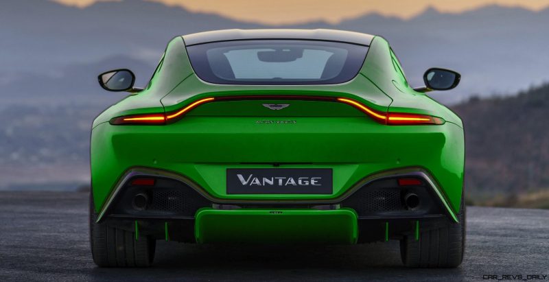 Aston-Martin-Vantage_Lime-Essence_01-tiletdfgb_004