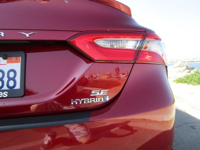 2018 Toyota Camry SE Hybrid 8