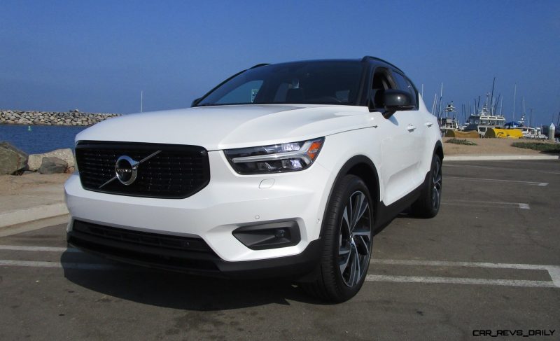 2019 Volvo XC40 T5 AWD R-Design 2