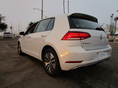 VW e-Golf 16