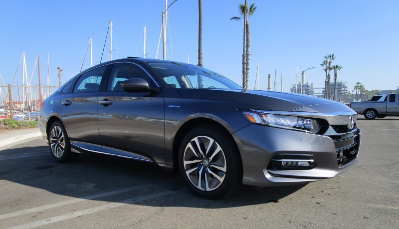 2018 Honda Accord Hybrid Touring 12