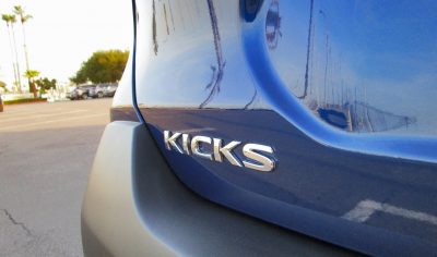 2019 Nissan Kicks SR 10