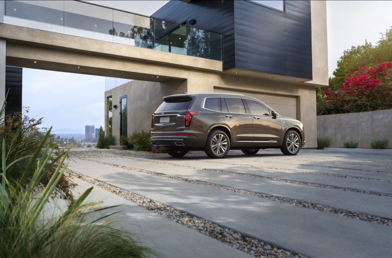 2020-Cadillac-XT6-Luxury-014