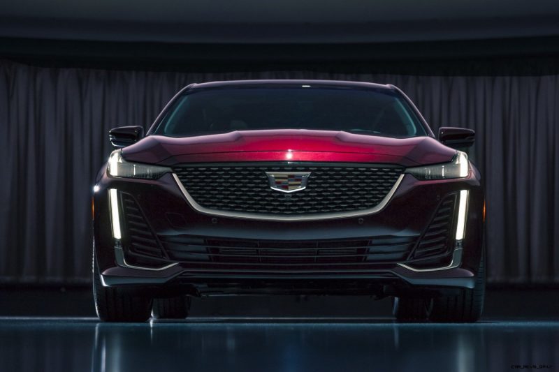 2020-Cadillac-CT5-PremiumLuxury-005