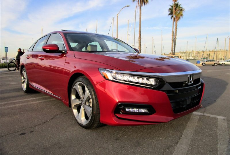 2020 Honda Accord Touring 2.0T Review by Ben Lewis » CAR SHOPPING » Car