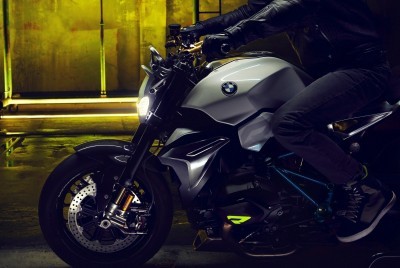 BMW Motorrad - Concept Roadster is Boxer Basics Motorcycle for Lake Cuomo 2