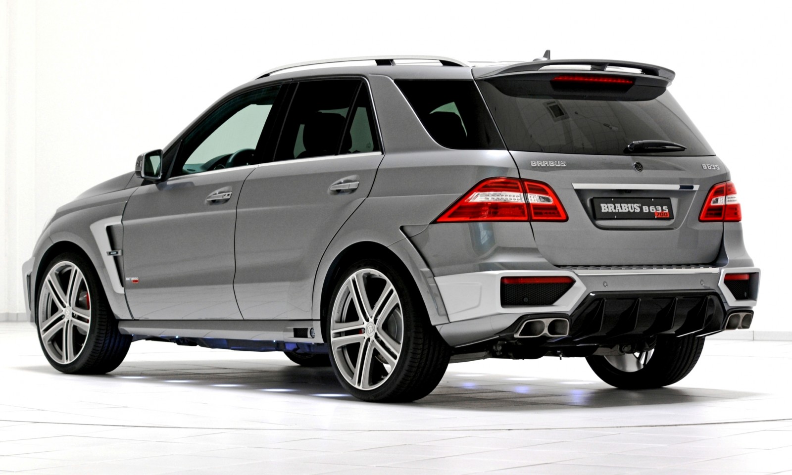 BRABUS Mercedes-Benz ML-Class 61