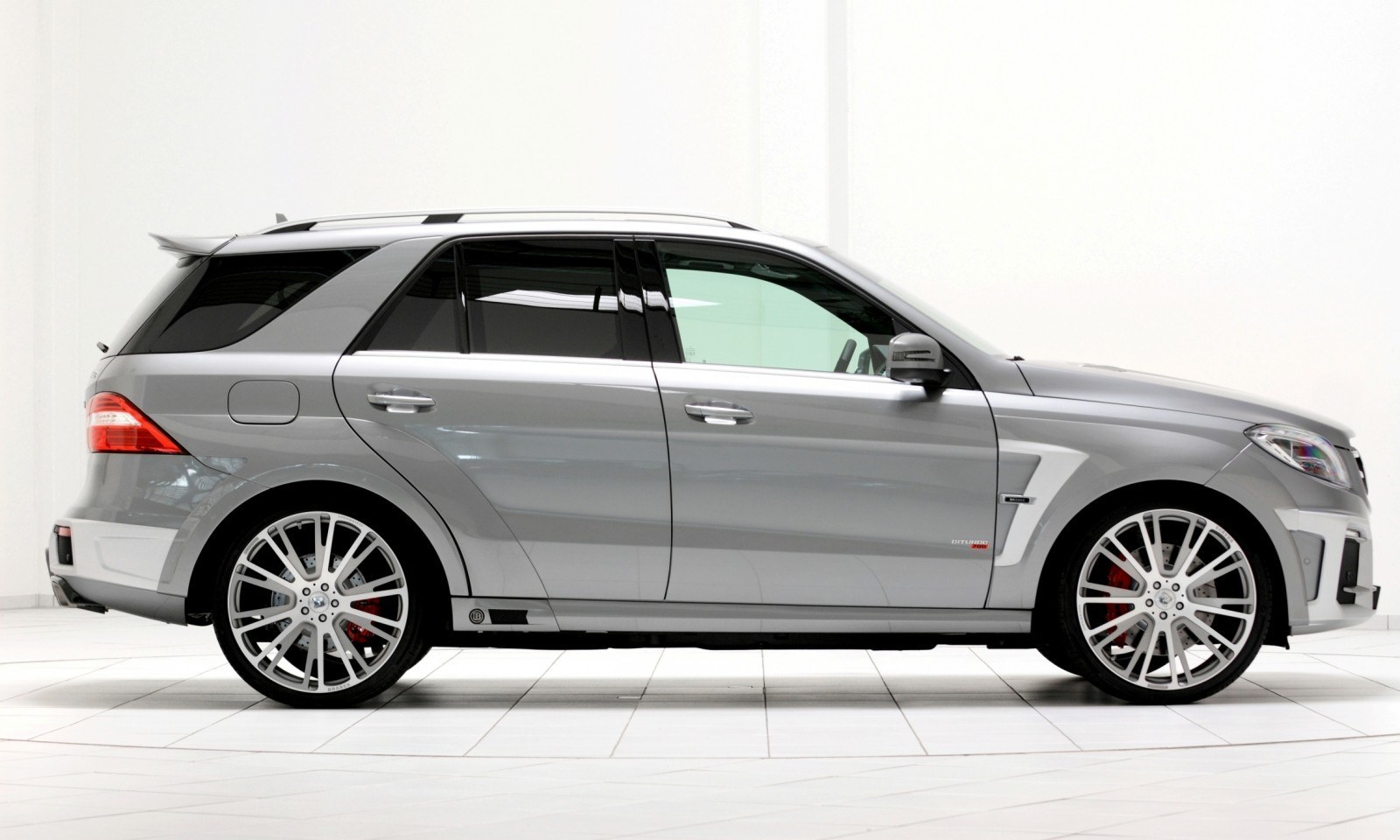 BRABUS Mercedes-Benz ML-Class 65