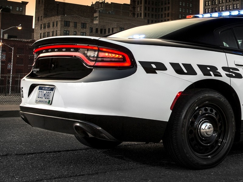 2015 Dodge Charger Pursuit is Coolest Standard-Issue Highway Patrol Car ...