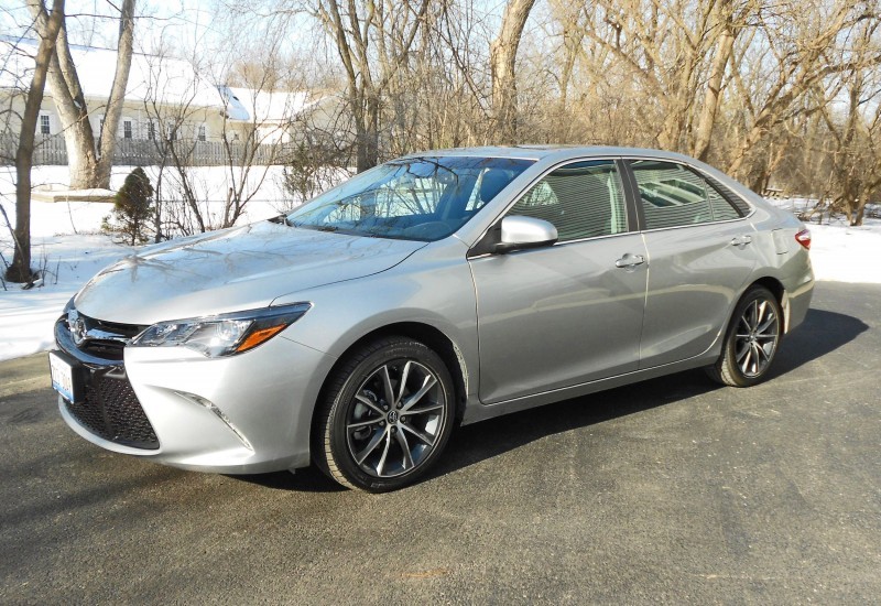 LKen Glassman 2016 Toyota Camry XSE Review 4