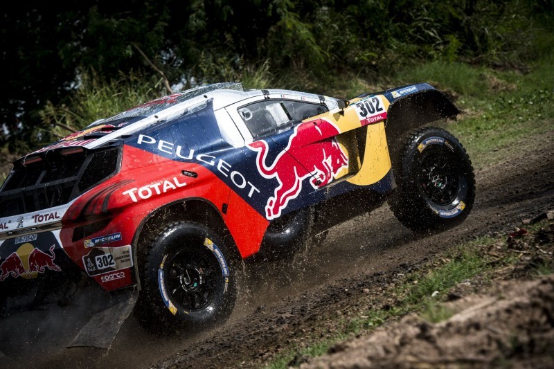 Rally Dakar 2016 Peugeot DKR16 Red Bull 31