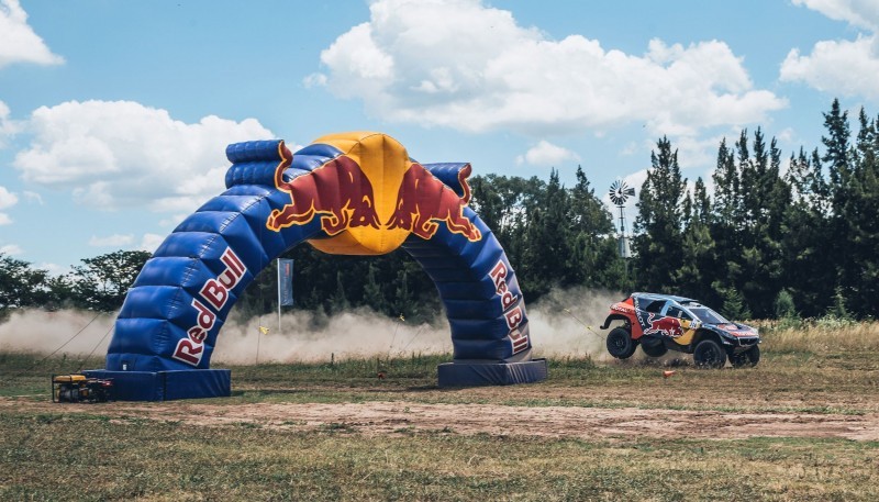 Rally Dakar 2016 Peugeot DKR16 Red Bull 4