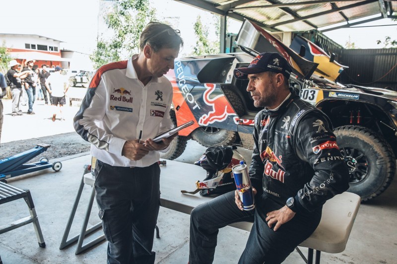 Rally Dakar 2016 Peugeot DKR16 Red Bull 6