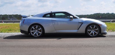 Supercar Hall of Fame - 2011 Nissan GT-R in Super Silver Special Metallic 18