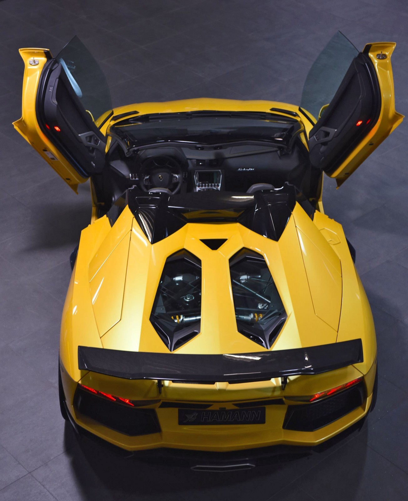 Lamborghini Aventador Yellow Roadster