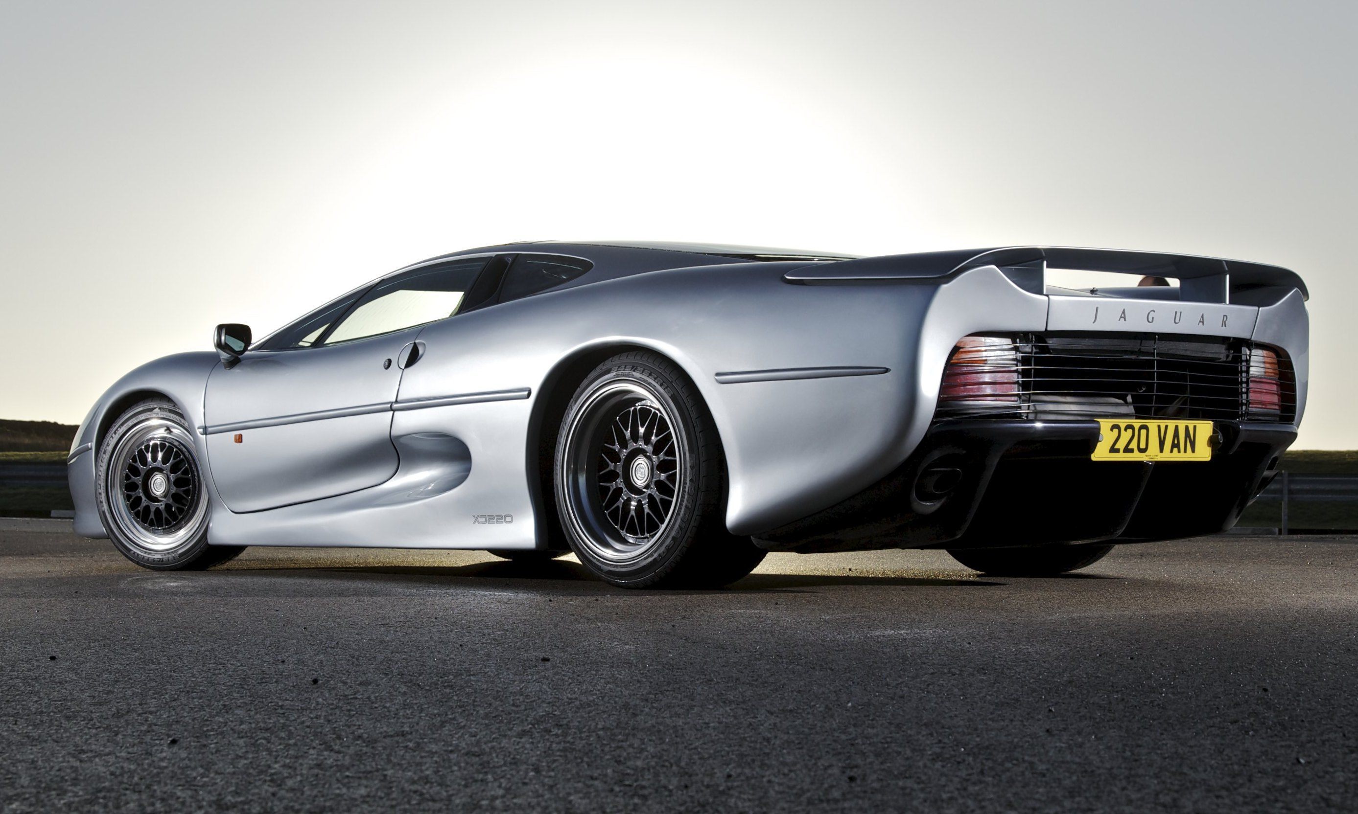 Купить Модель Ягуар Xj220 Масштаб 1 18